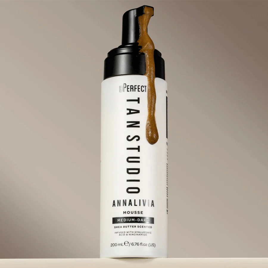 BPerfect Cosmetics Tan Studio x Annalivia - Tanning Mousse 200ml - Image 4