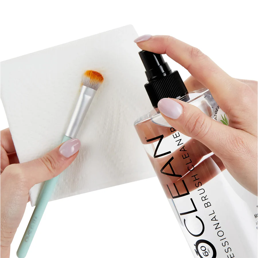 ISOCLEAN Makeup Brush Cleaner 110ml - Image 2