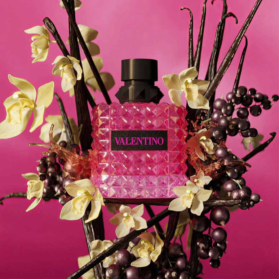 Valentino Born In Roma Donna Extradose Eau de Parfum For Her (Various Sizes) - Image 4